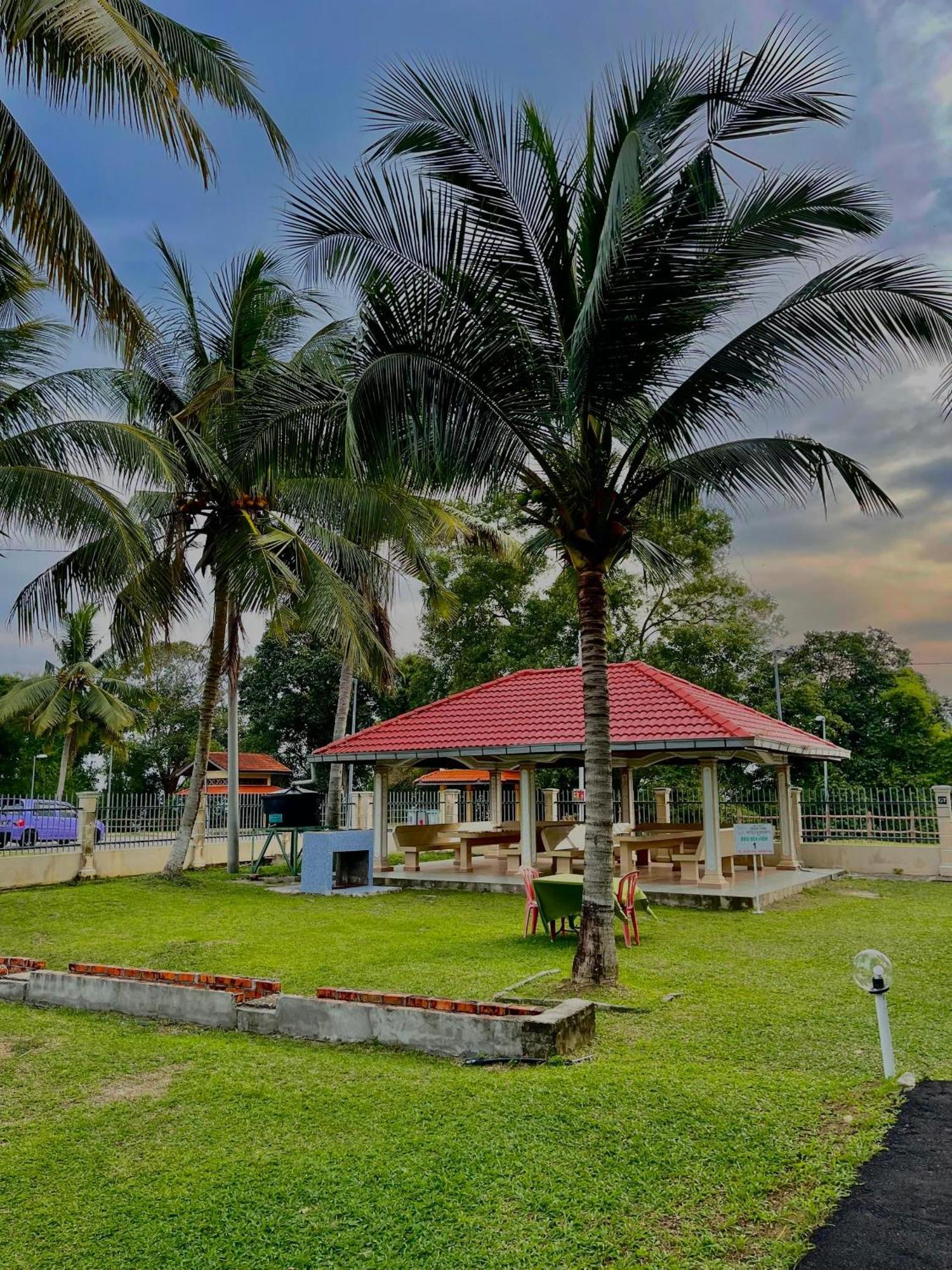 Green Town Hotel And Resort 波德申 外观 照片